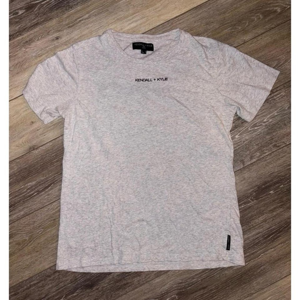 KENDALL + KYLIE Women's Gray T-shirt - Size Small